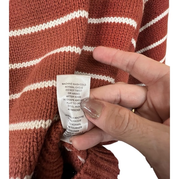 Tahari Rust and Cream Striped Sweater - Picture 5 of 6